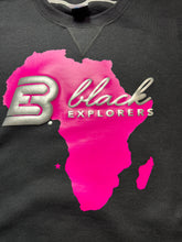 Load image into Gallery viewer, Black Explorers on the Continent Color Design Long Sleeve T-Shirt
