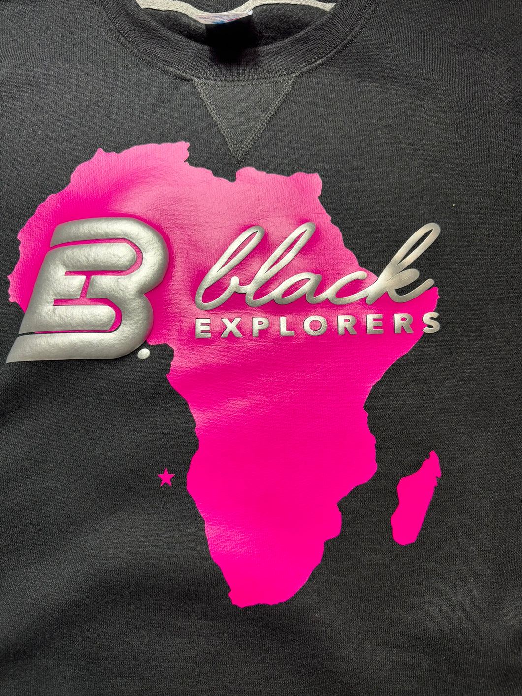 Black Explorers on the Continent Color Design Long Sleeve T-Shirt