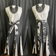 Load image into Gallery viewer, Black &amp; White Panels Skirt with Belt
